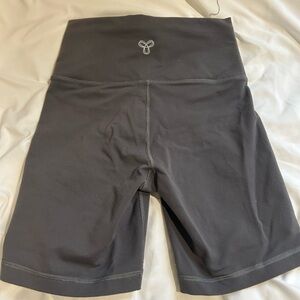 Aritzia Black High-Waist Biker Shorts with Reflective Logo